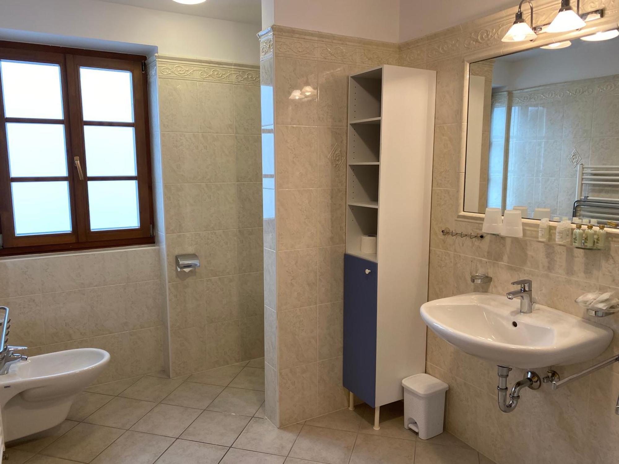 Villa Santer Dobbiaco Room photo